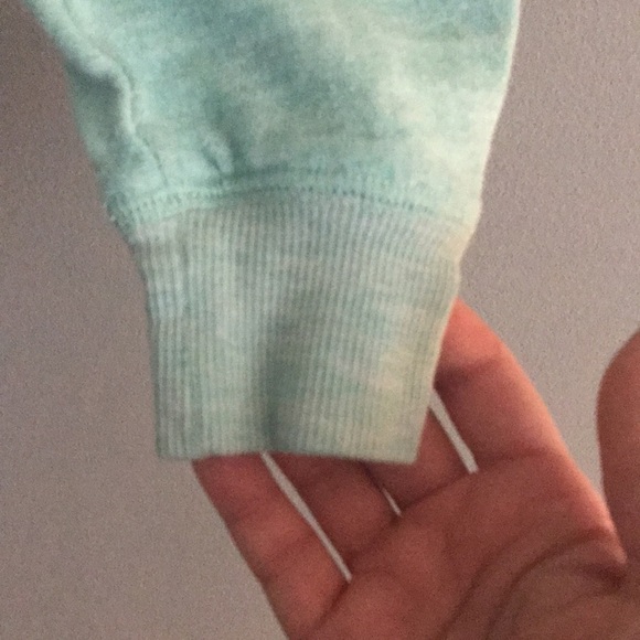 PINK Mint Green with Clouds Top Size XS - Picture 4 of 5